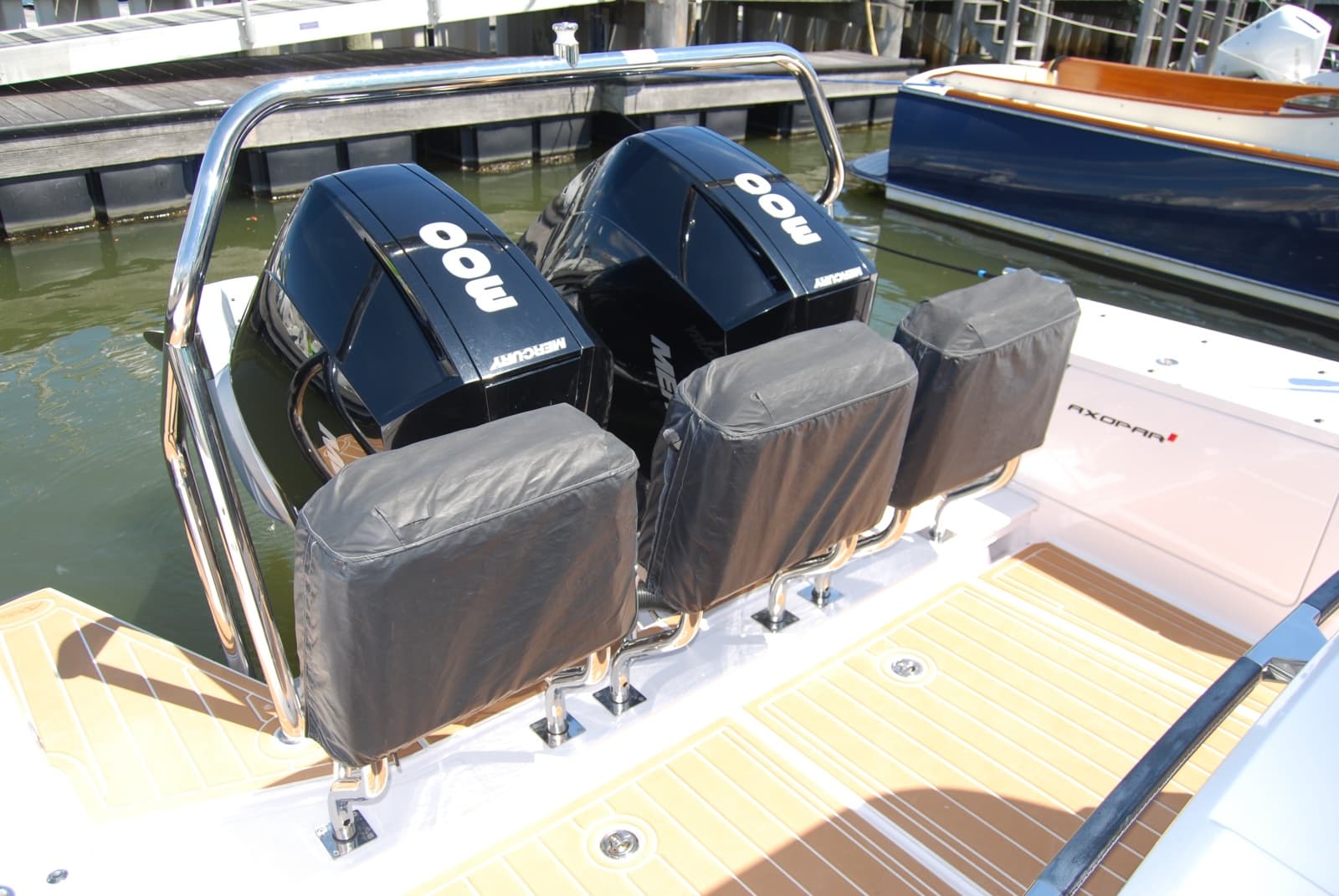 2022 Axopar 37 XC Cross Cabin - Photo 28