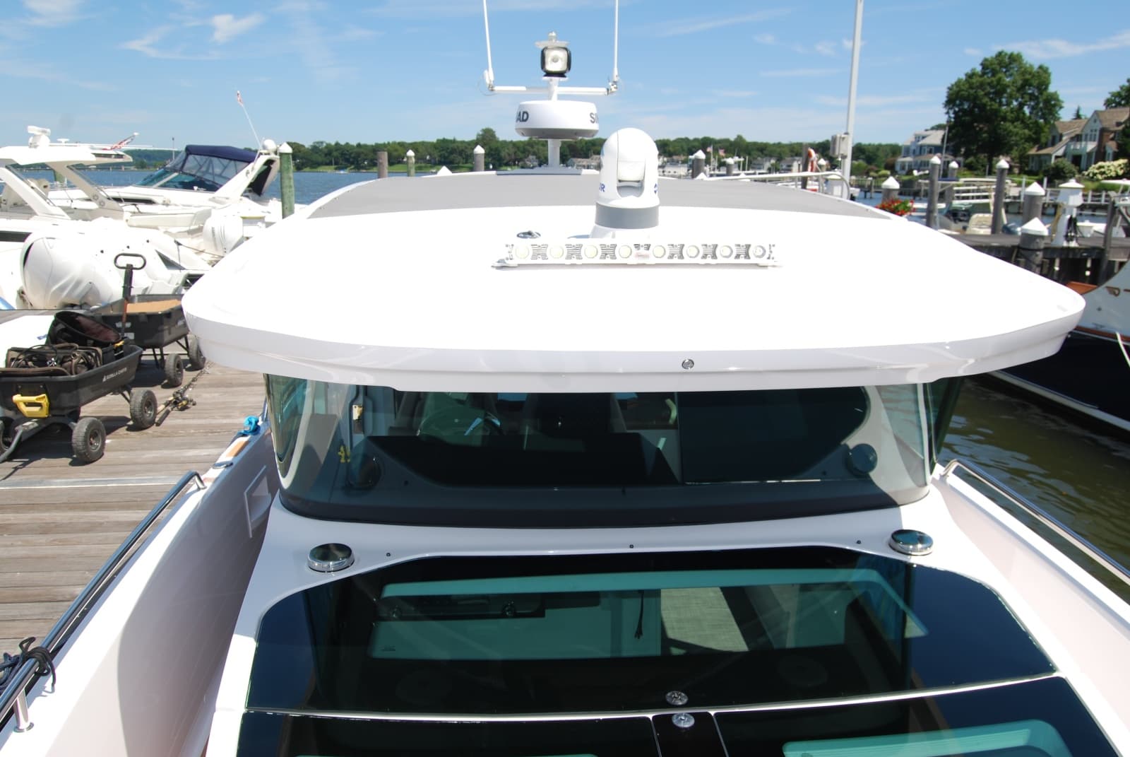2022 Axopar 37 XC Cross Cabin - Photo 14