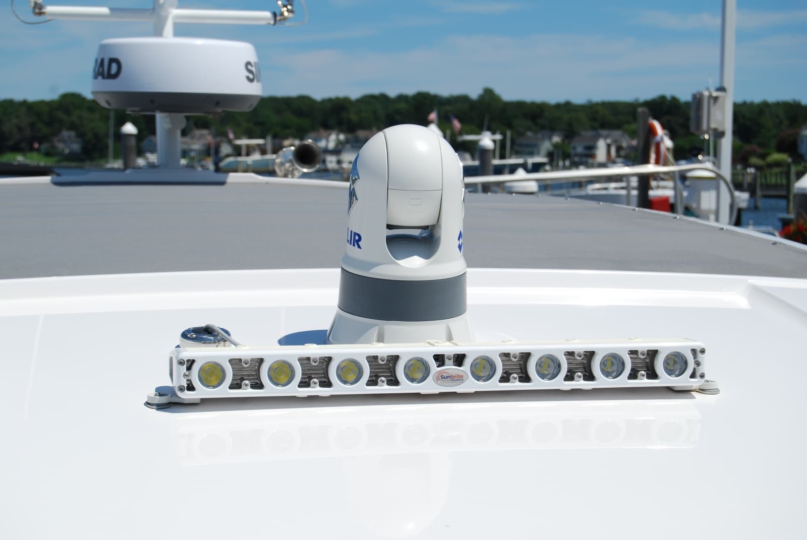2022 Axopar 37 XC Cross Cabin - Photo 13