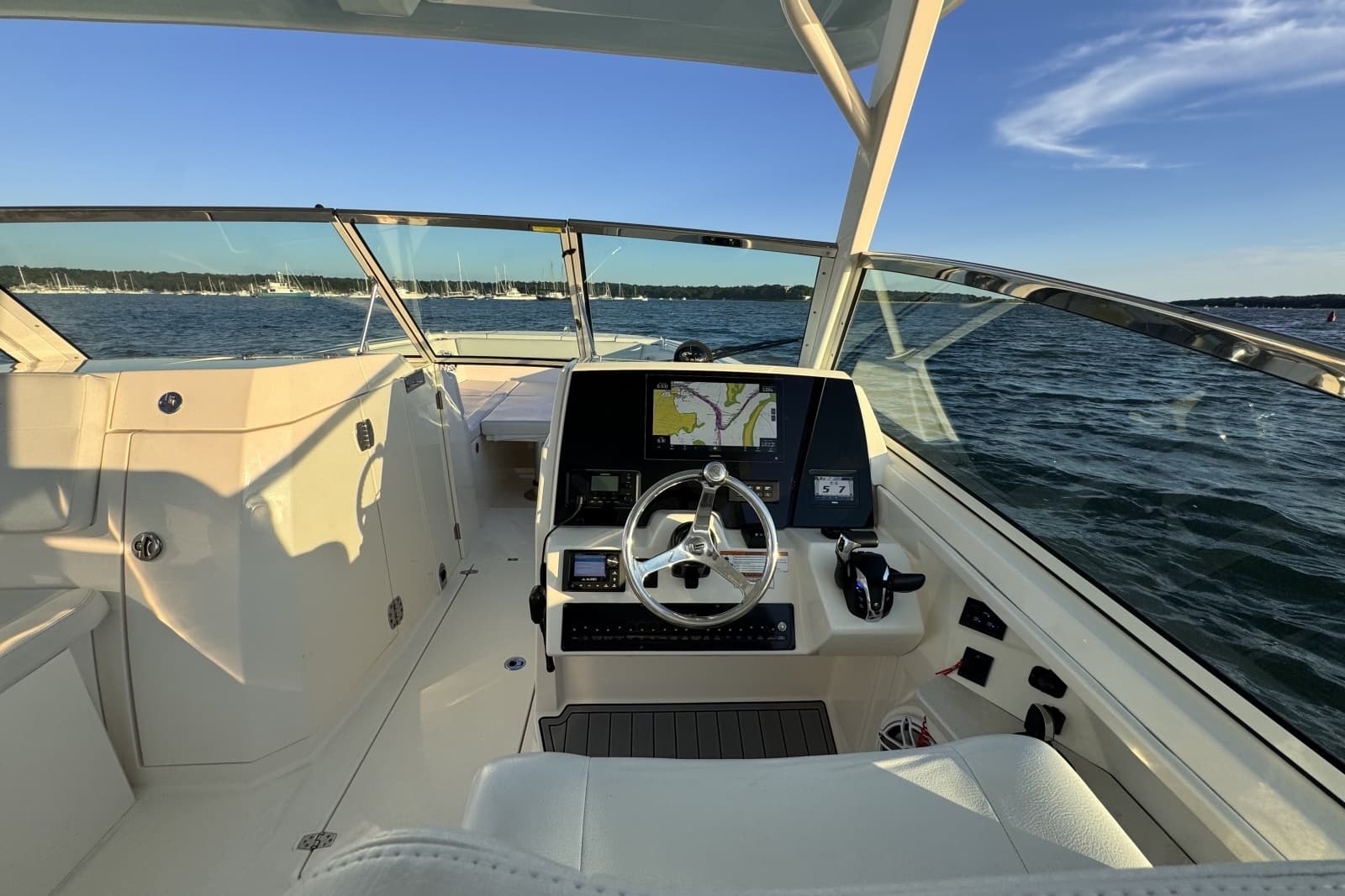 2023 Cobia 330 DC - Photo 10