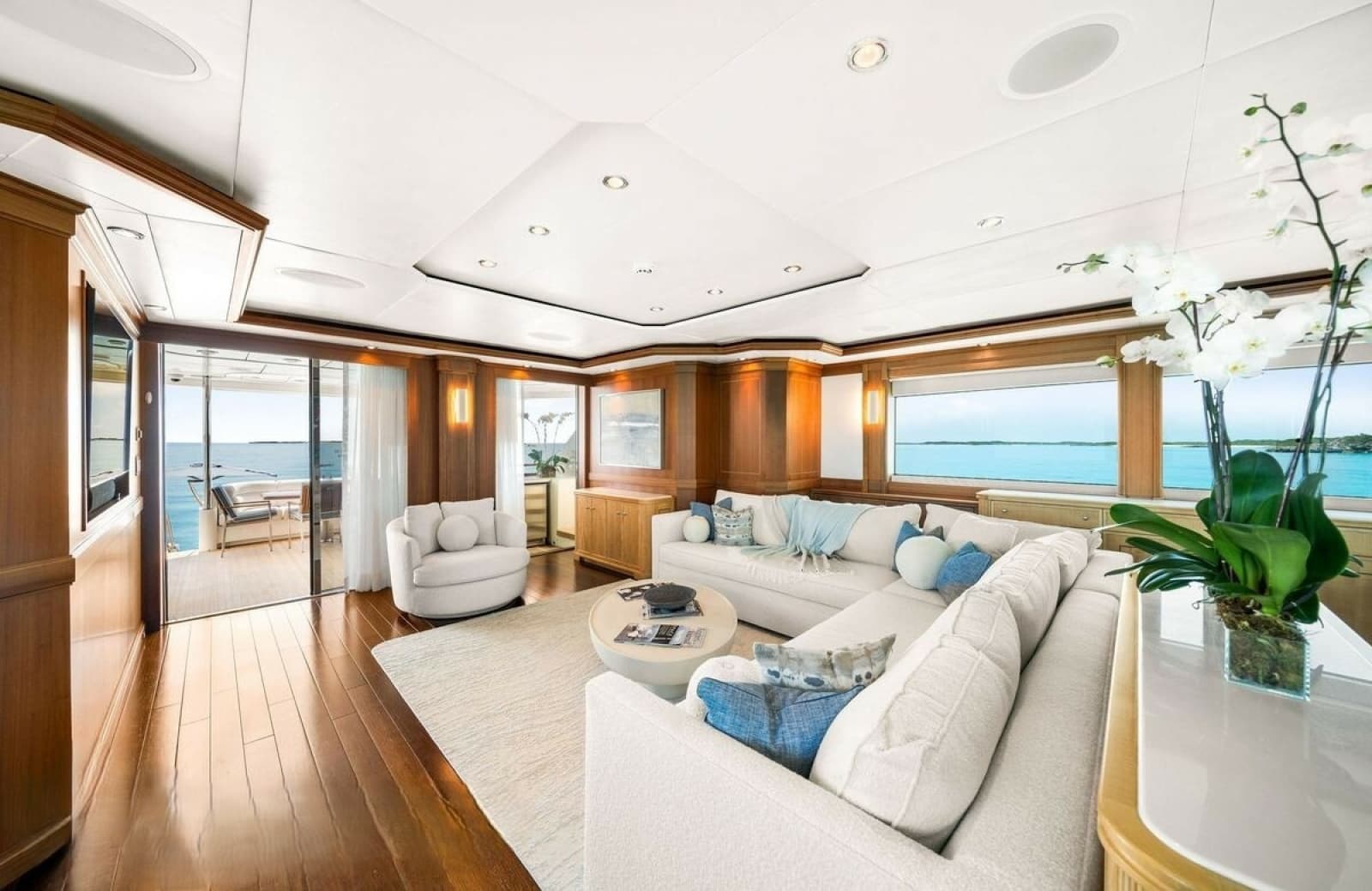 2009 Palmer Johnson Raised Pilothouse Flybridge - Photo 7