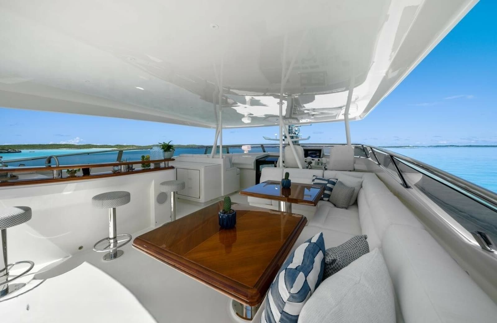 2009 Palmer Johnson Raised Pilothouse Flybridge - Photo 18
