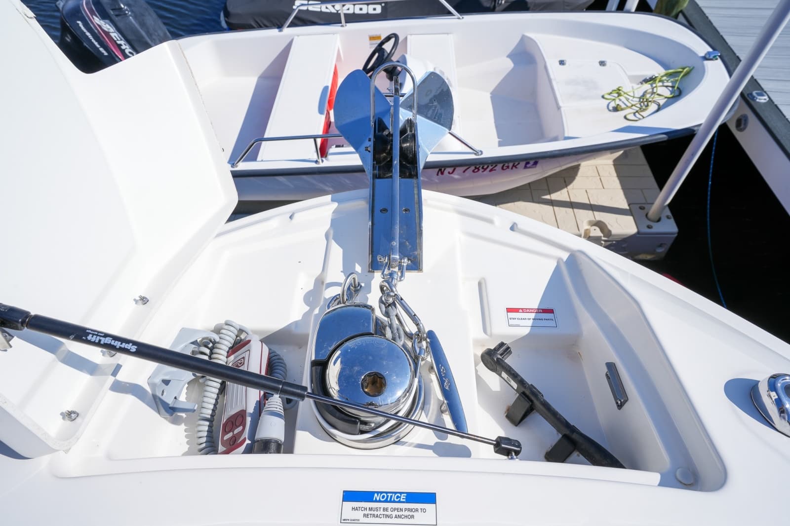 2024 Sea Ray SLX 310 Outboard - Photo 39