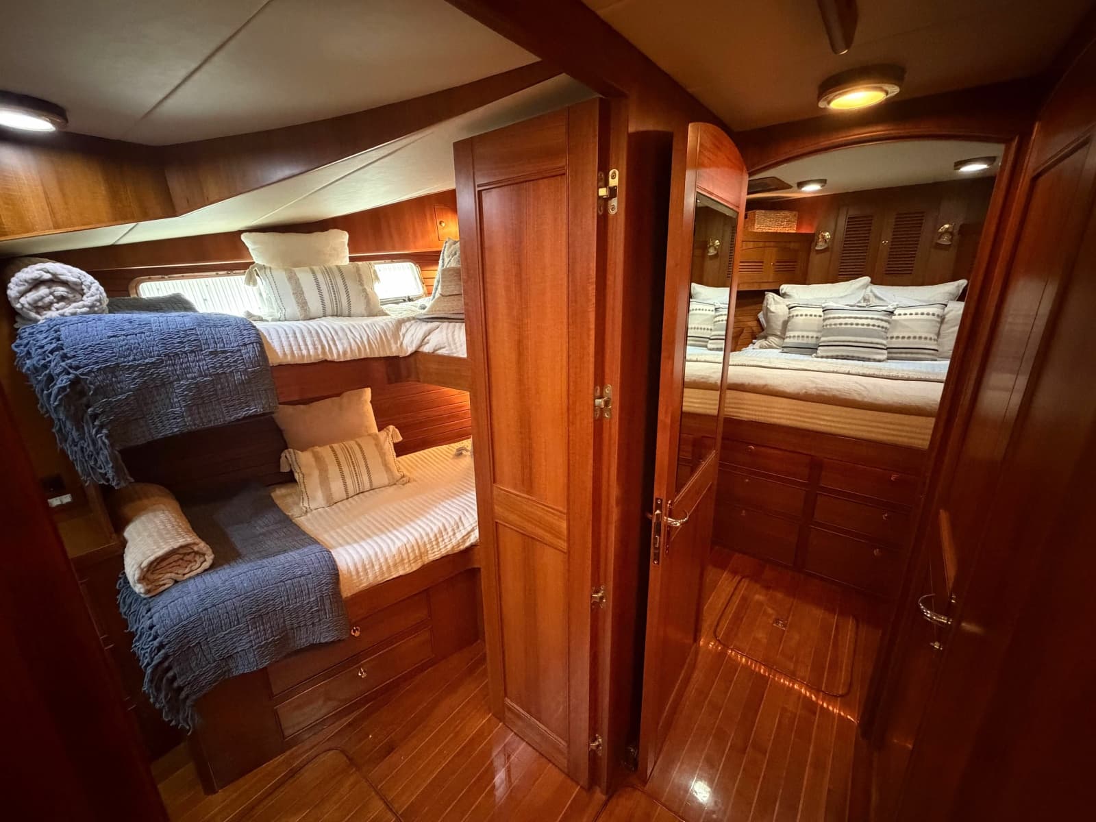 2006 Marlow Explorer 53C - Photo 24