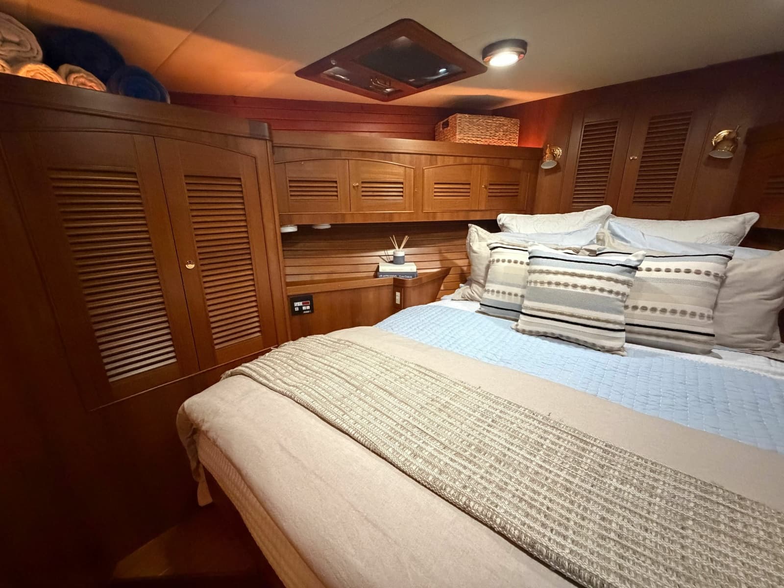 2006 Marlow Explorer 53C - Photo 26