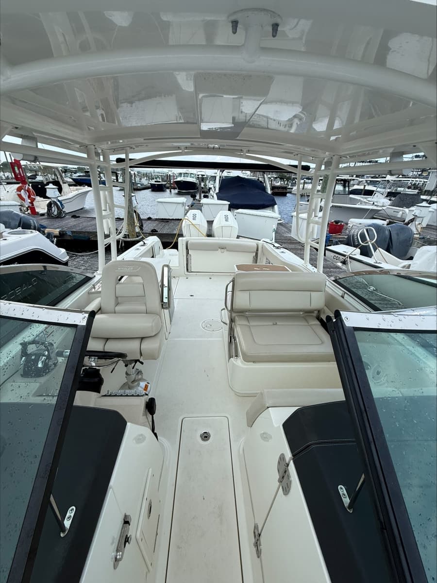 2019 Boston Whaler 270 Vantage - Photo 10