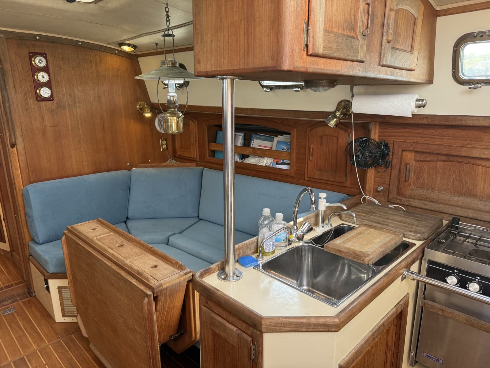 1994 Pacific Seacraft 37 - Photo 14