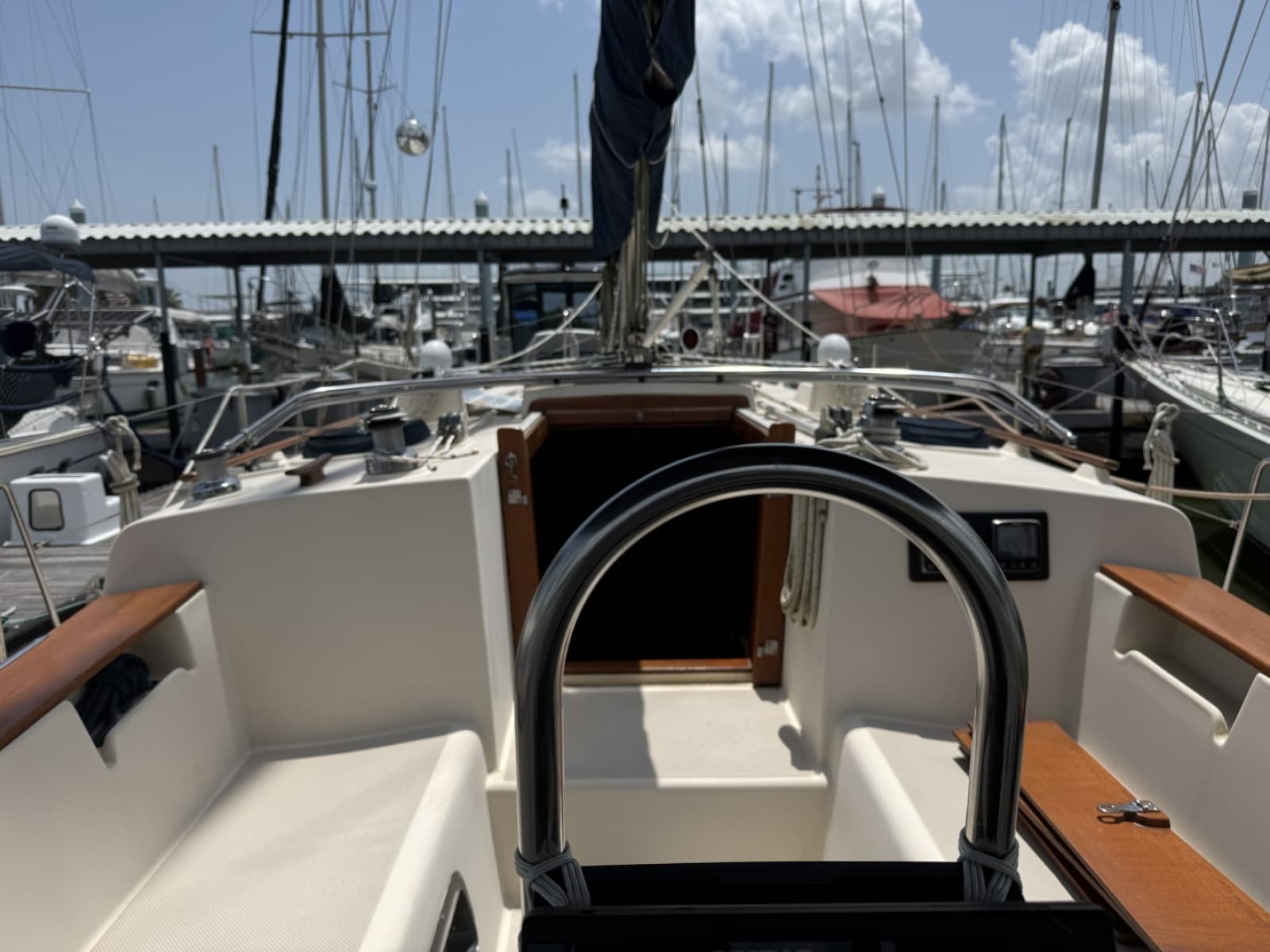 1990 Island Packet 35 - Photo 10
