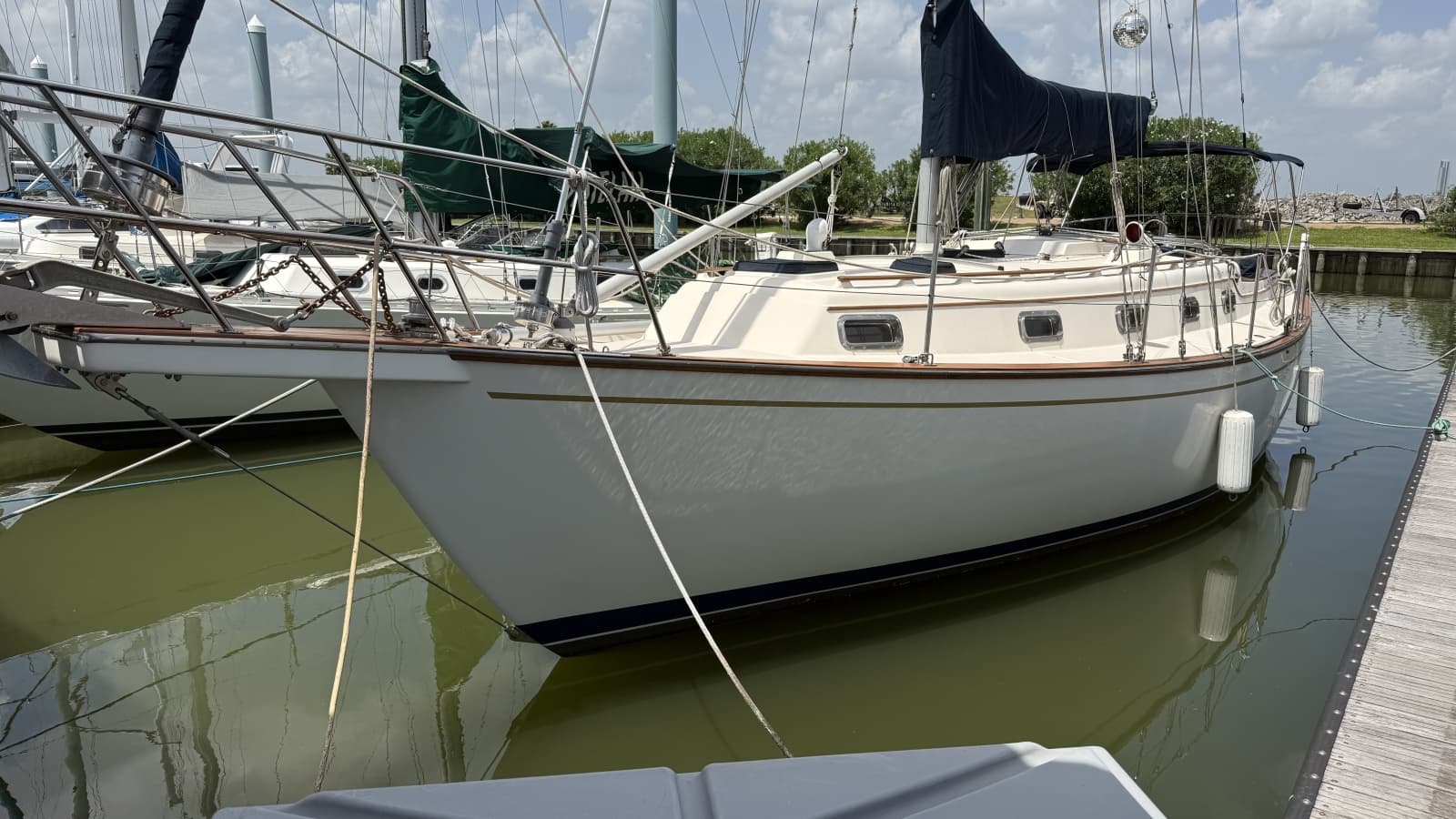 1990 Island Packet 35 - Photo 4