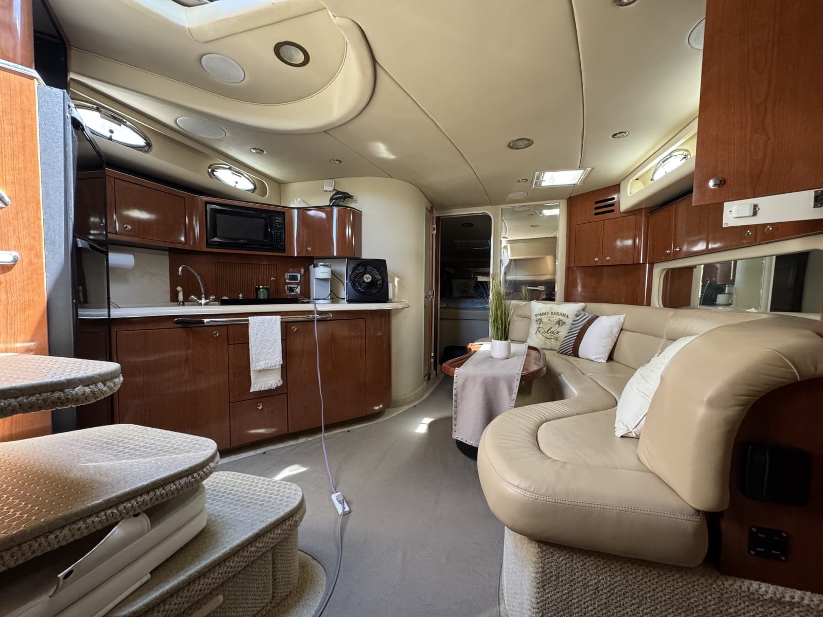 2002 Sea Ray 380 Sundancer - Photo 12
