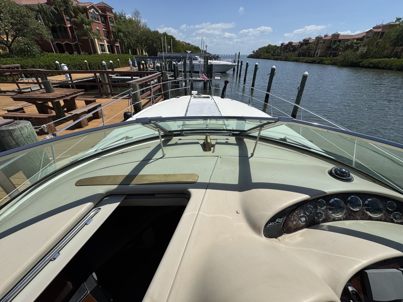 2002 Sea Ray 380 Sundancer - Photo 24