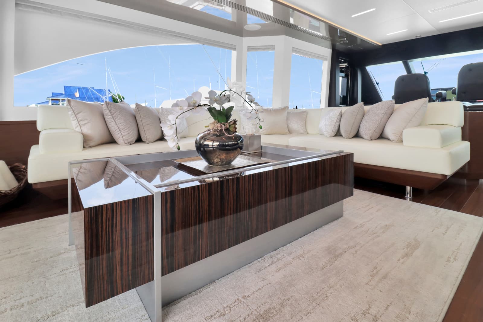 2021 Ocean Alexander 28R - Photo 18