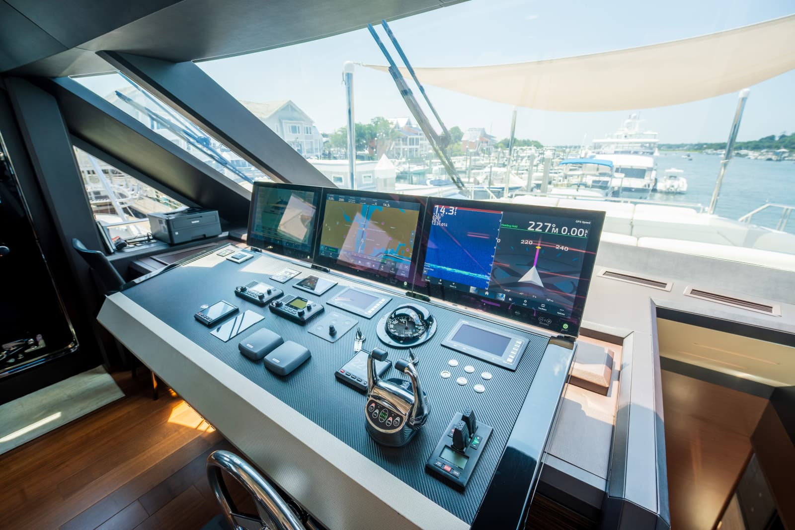 2021 Ocean Alexander 28R - Photo 43