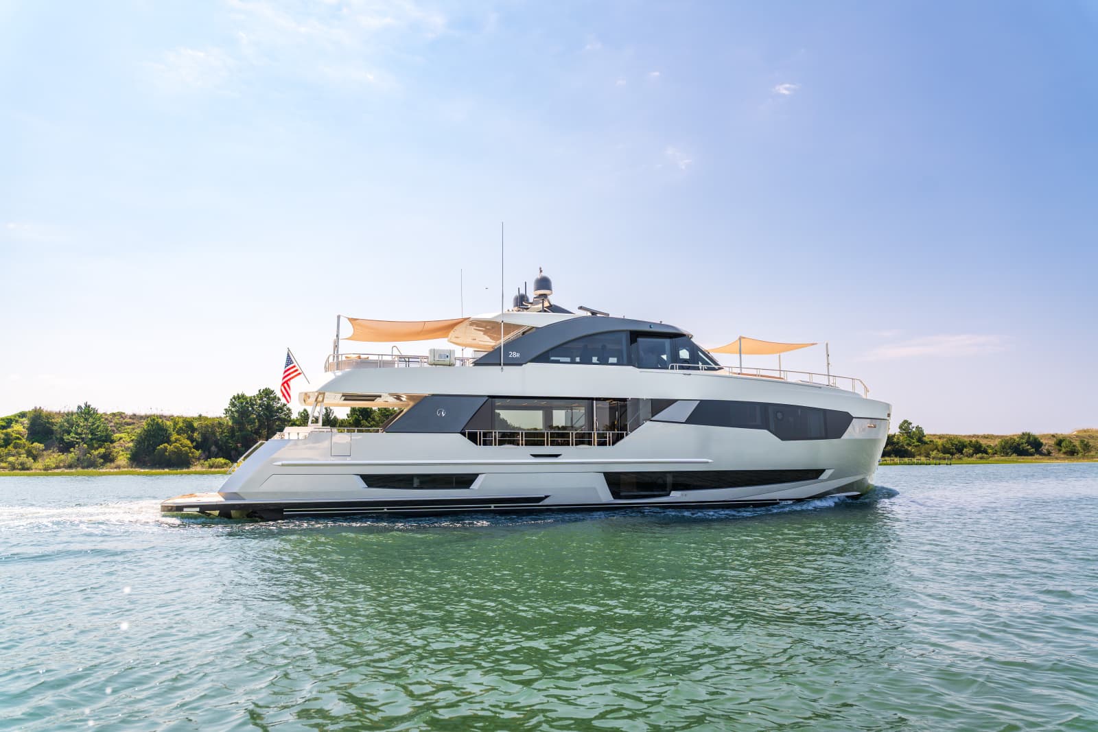 2021 Ocean Alexander 28R - Photo 32