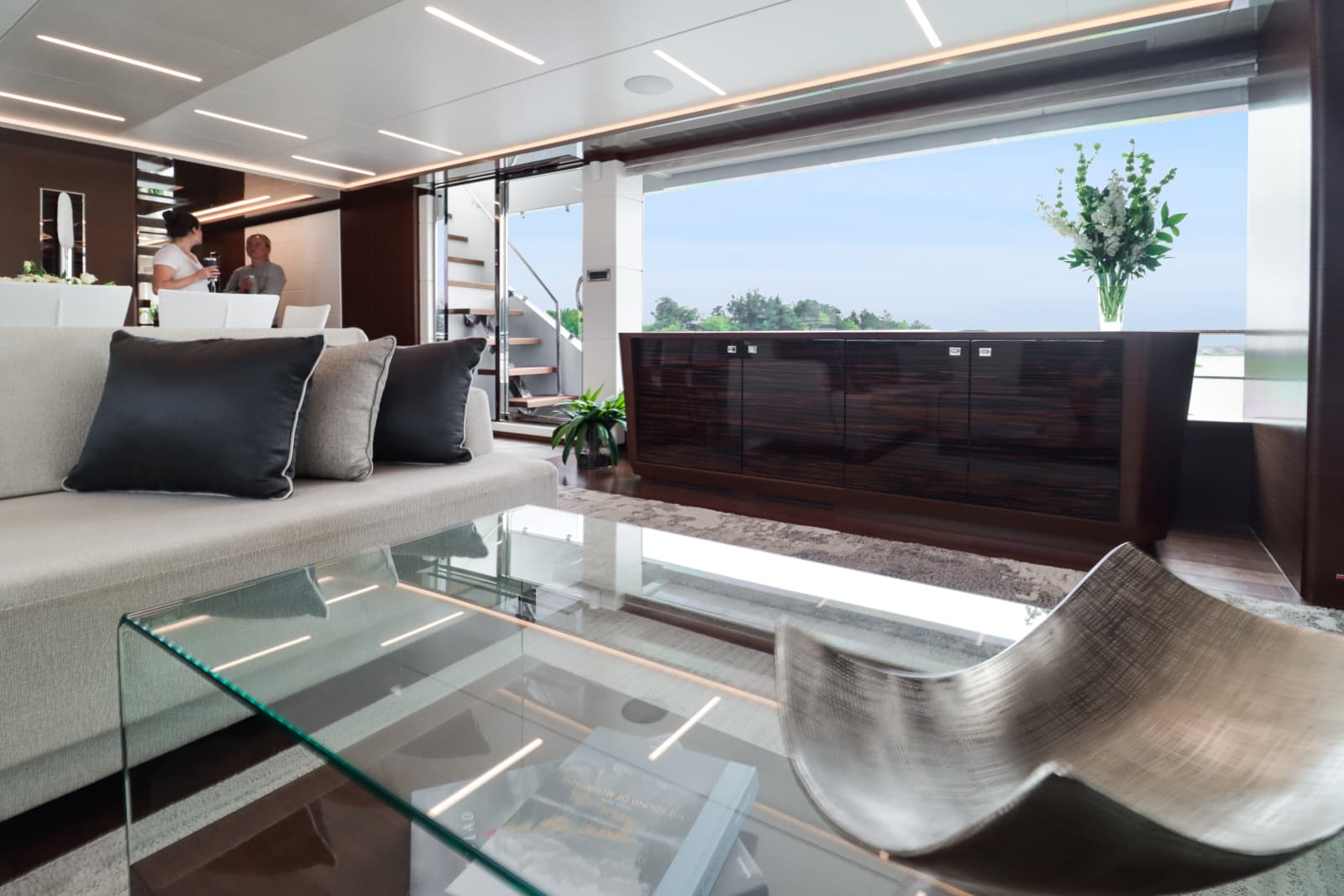 2021 Ocean Alexander 28R - Photo 12