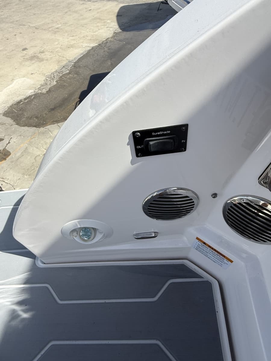 2022 Regal 33OBX - Photo 44