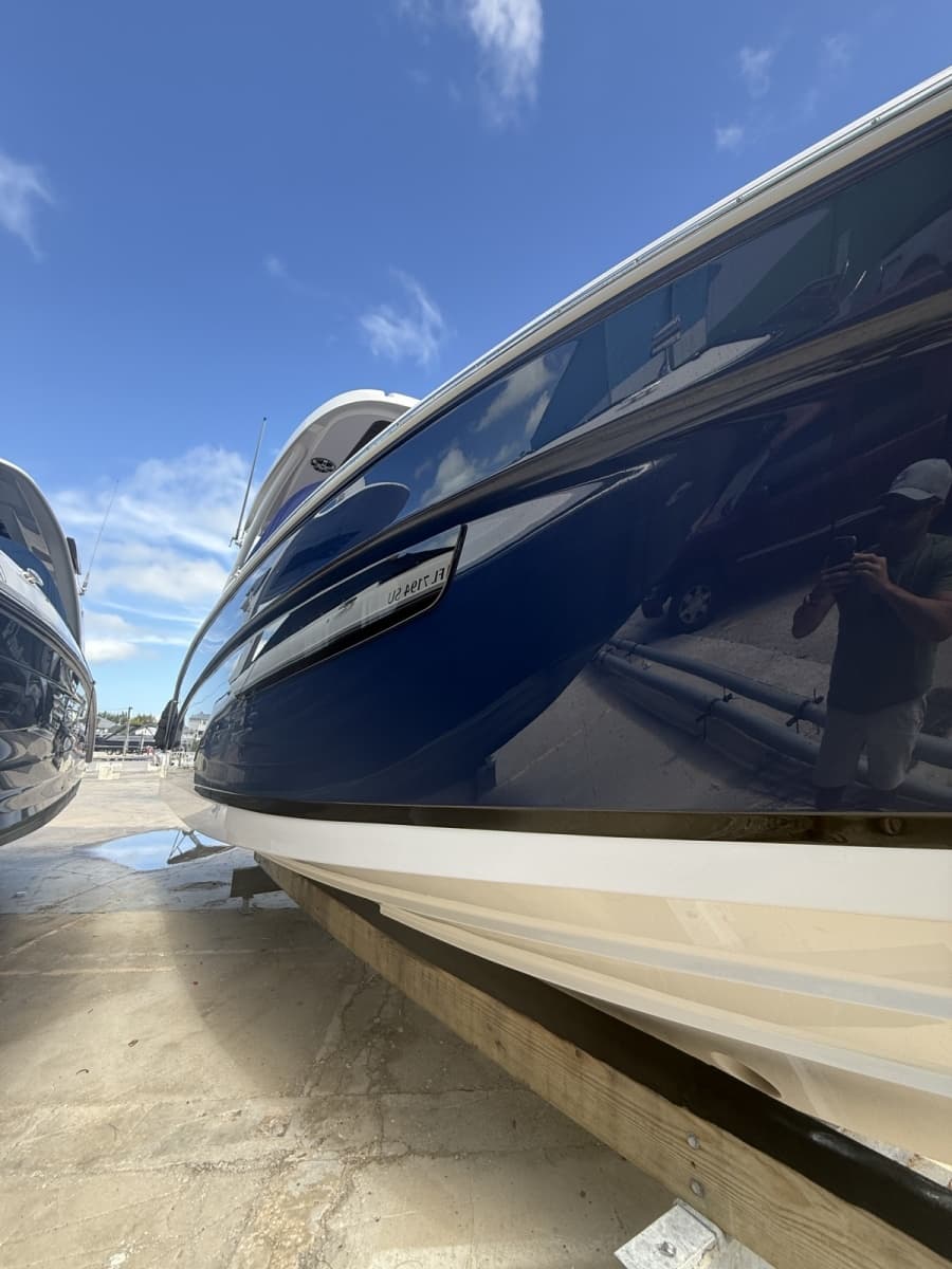 2022 Regal 33OBX - Photo 3