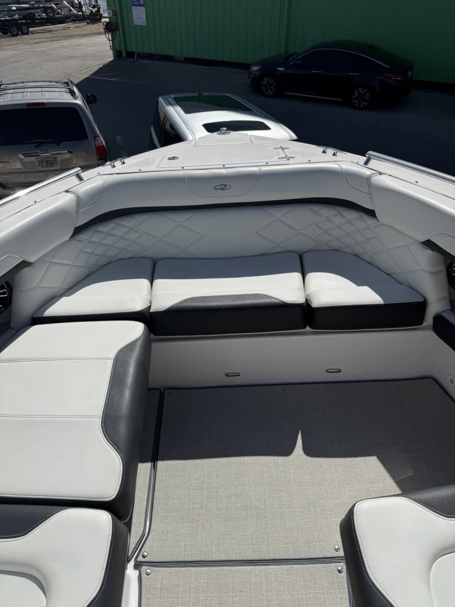 2022 Regal 33OBX - Photo 29