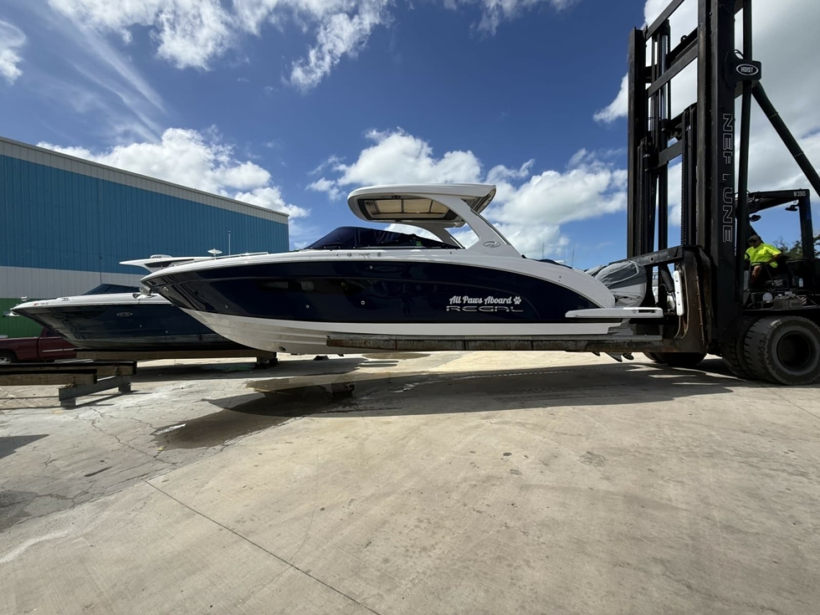 2022 Regal 33OBX - Photo 1