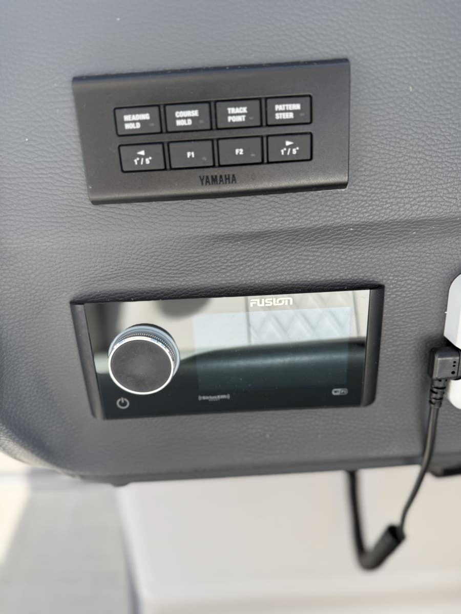2022 Regal 33OBX - Photo 35