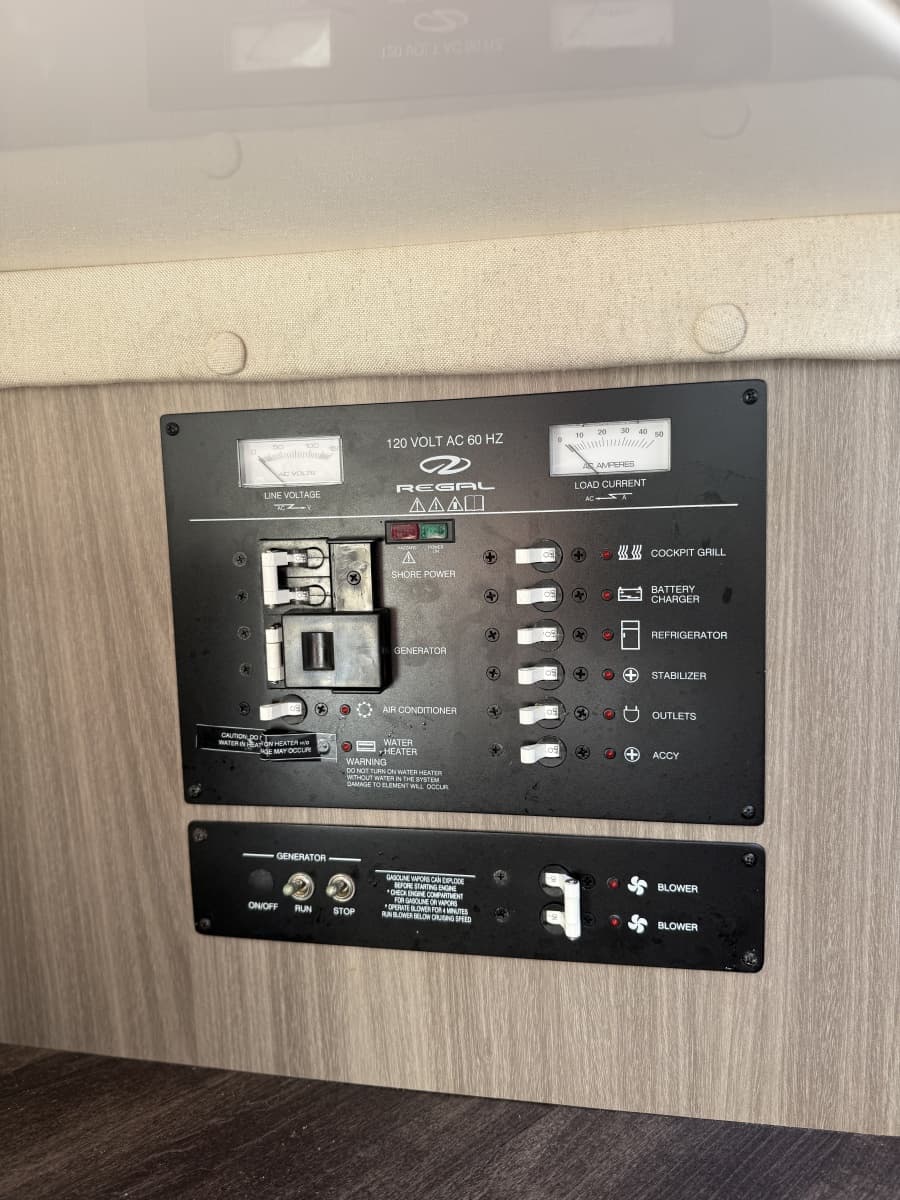 2022 Regal 33OBX - Photo 24