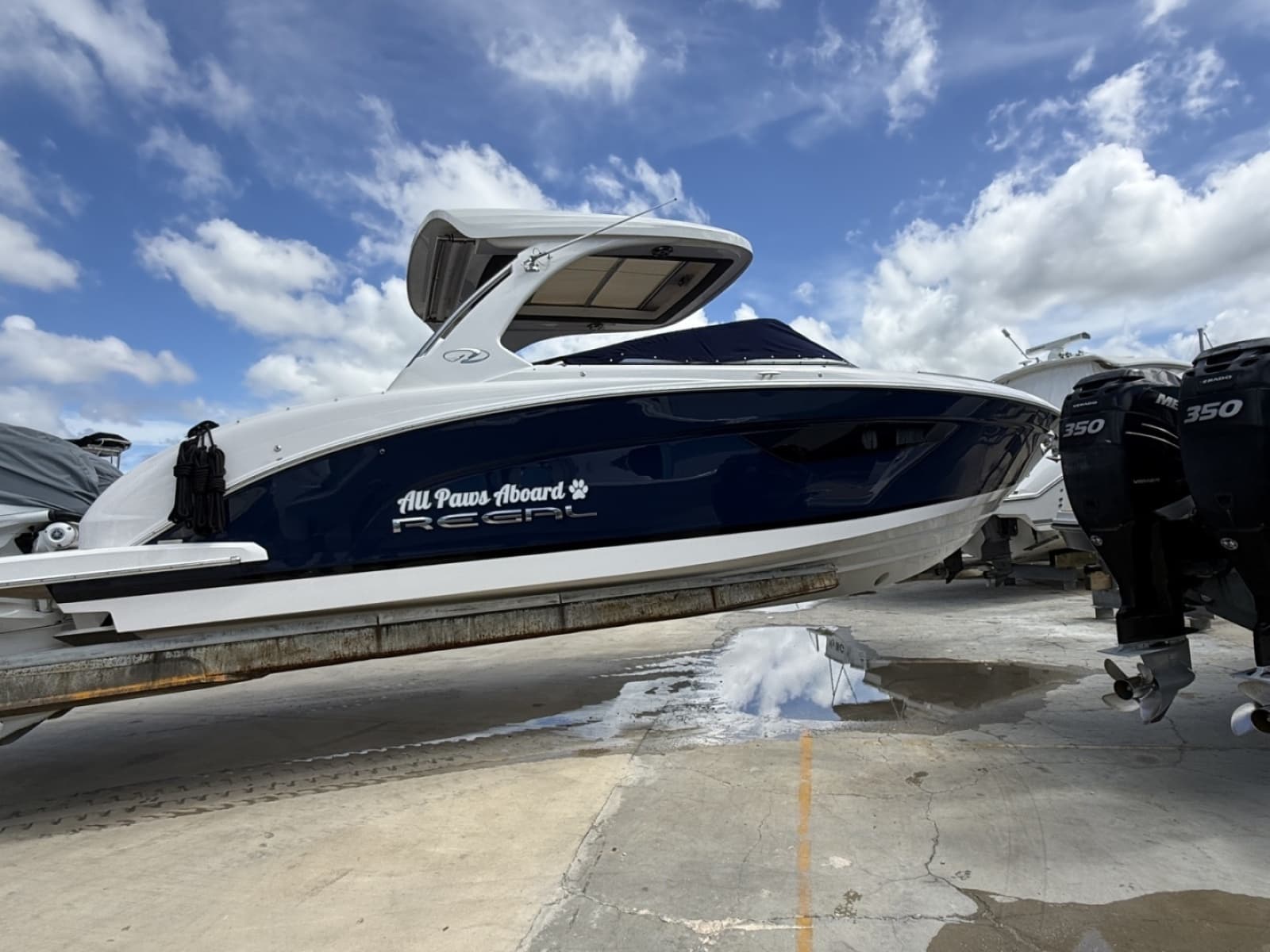 2022 Regal 33OBX - Photo 2