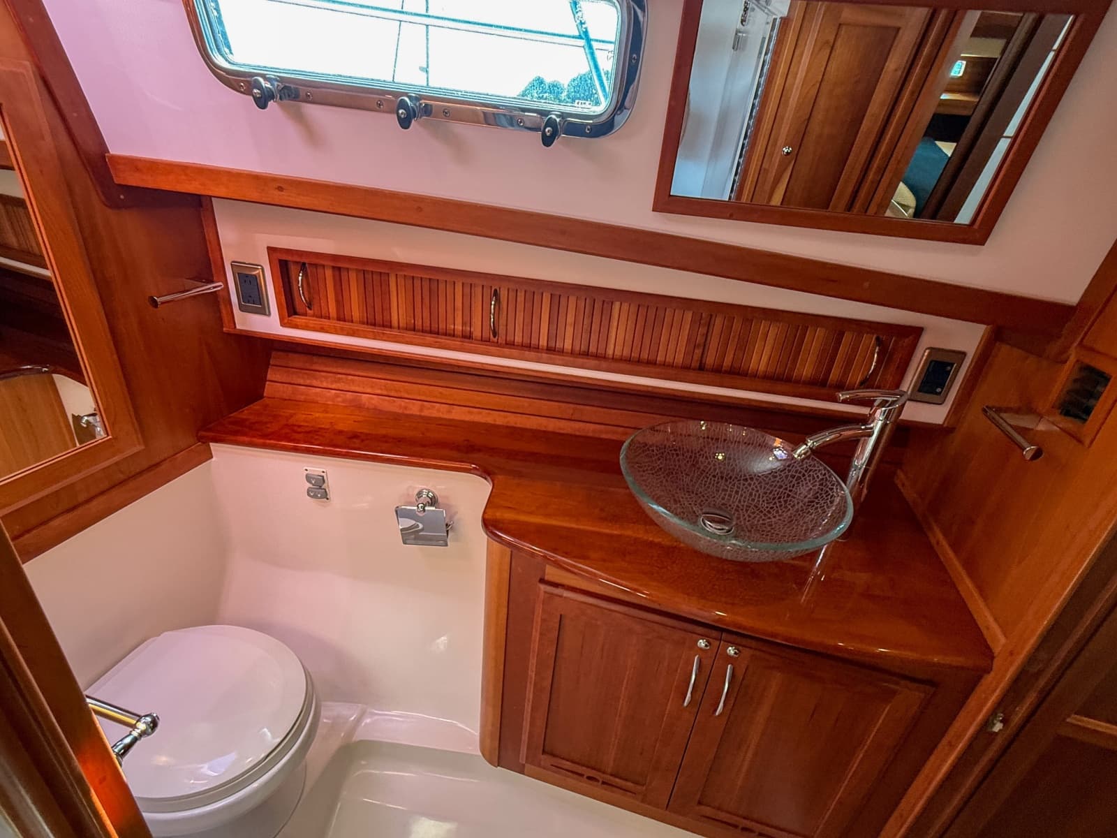 2007 Sabre 52 Salon Express - Photo 35