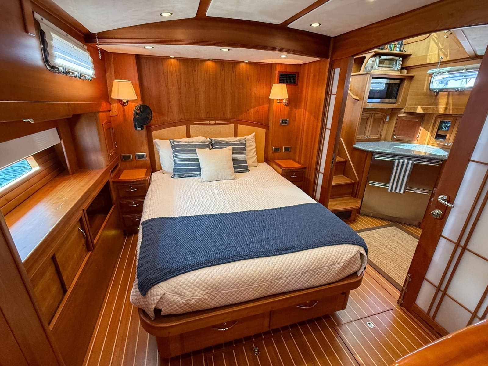 2007 Sabre 52 Salon Express - Photo 31