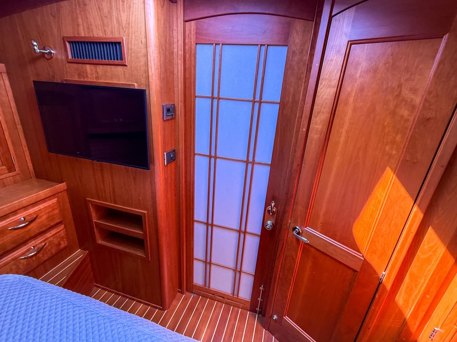 2007 Sabre 52 Salon Express - Photo 41