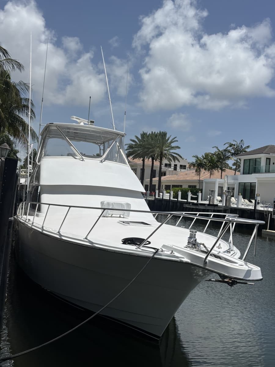 2005 Hatteras Convertible - Photo 40