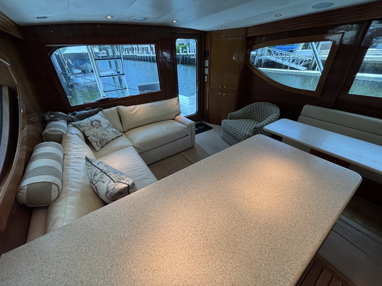 2005 Hatteras Convertible - Photo 12