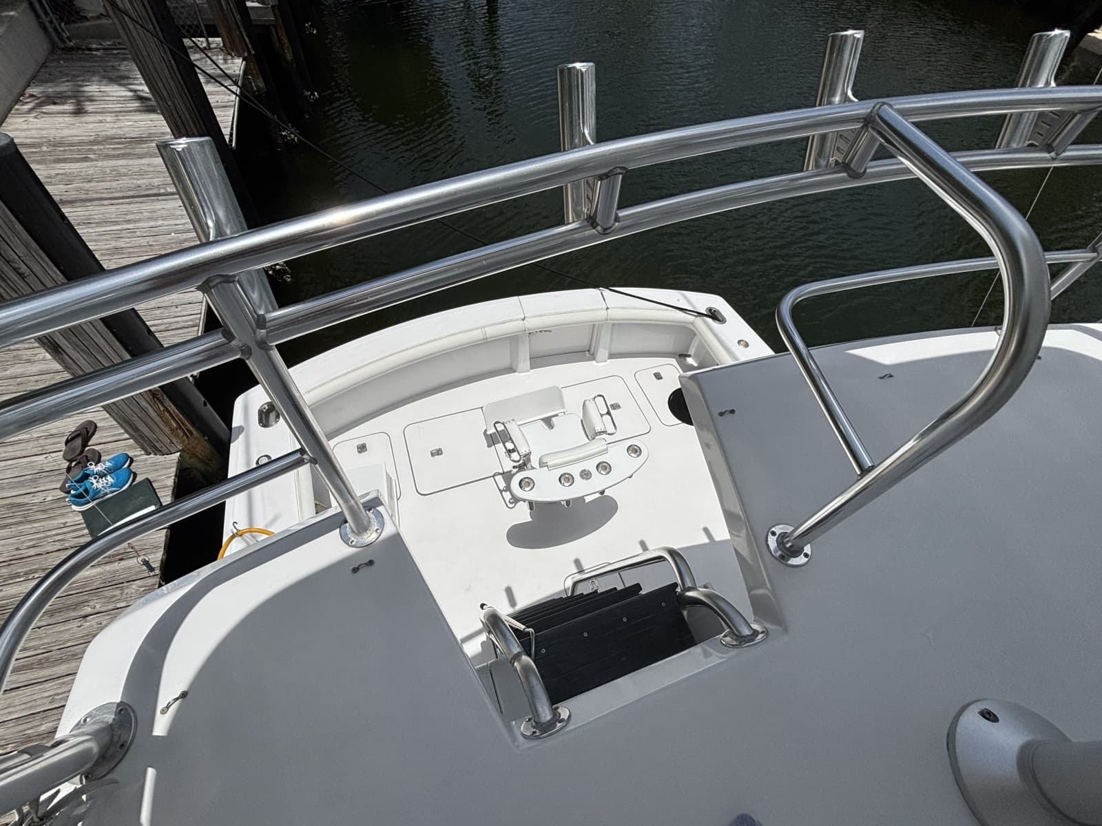 2005 Hatteras Convertible - Photo 14