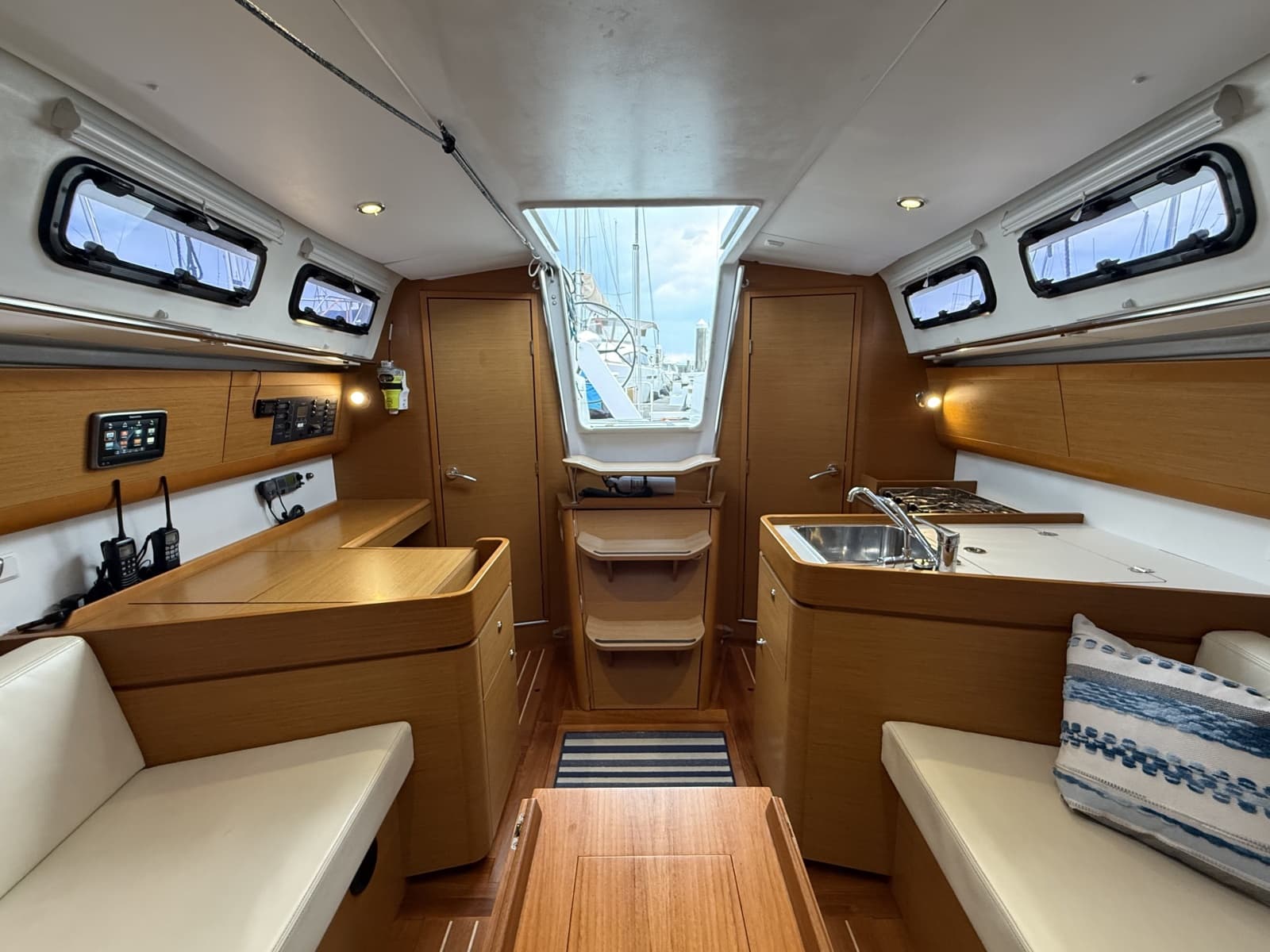 2015 Beneteau First 35-2 Carbon Edition - Photo 35