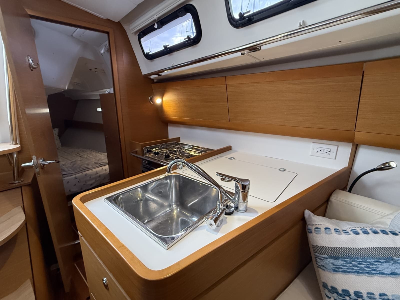 2015 Beneteau First 35-2 Carbon Edition - Photo 38