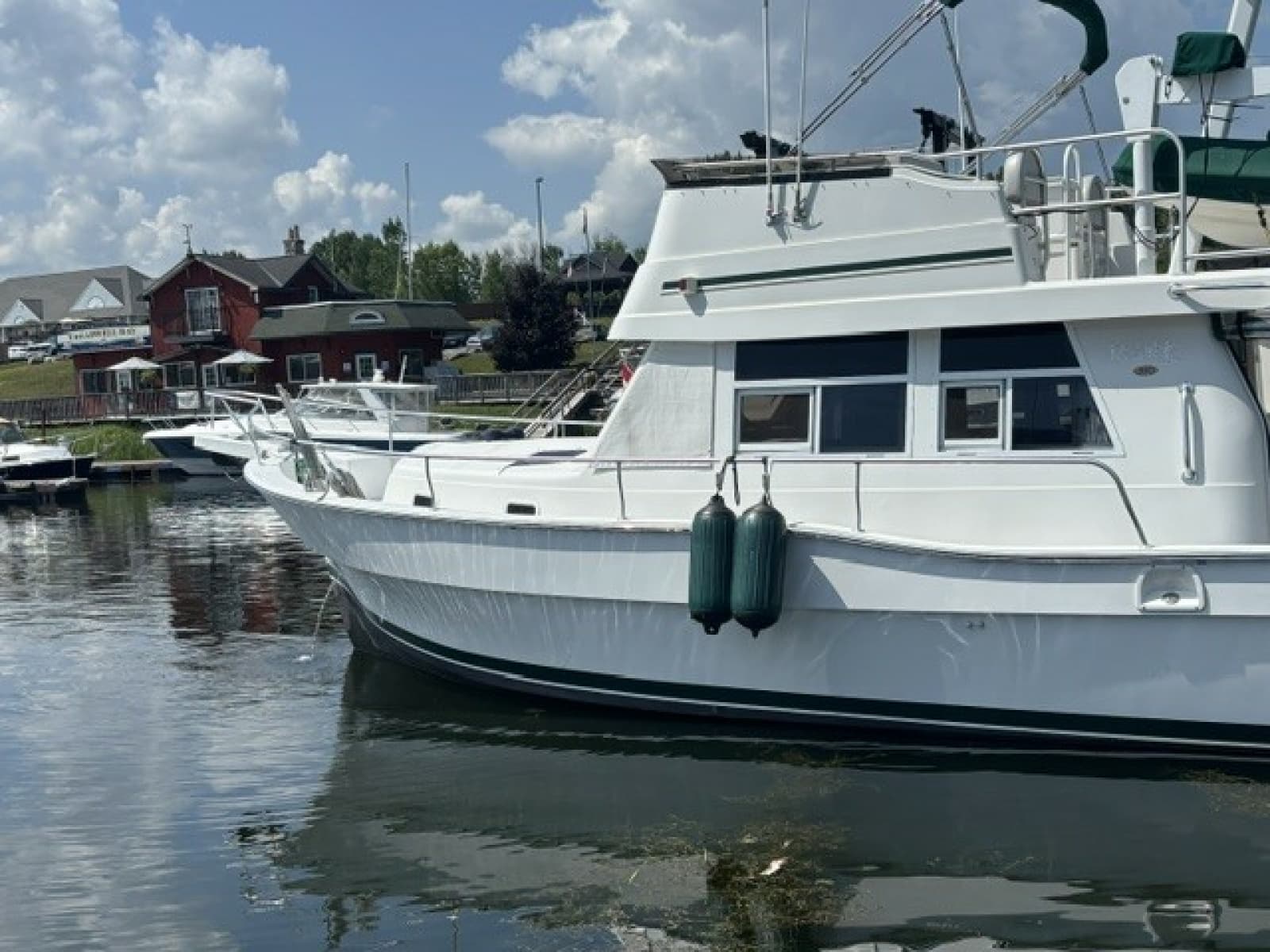 2001 Mainship 390 - Photo 1