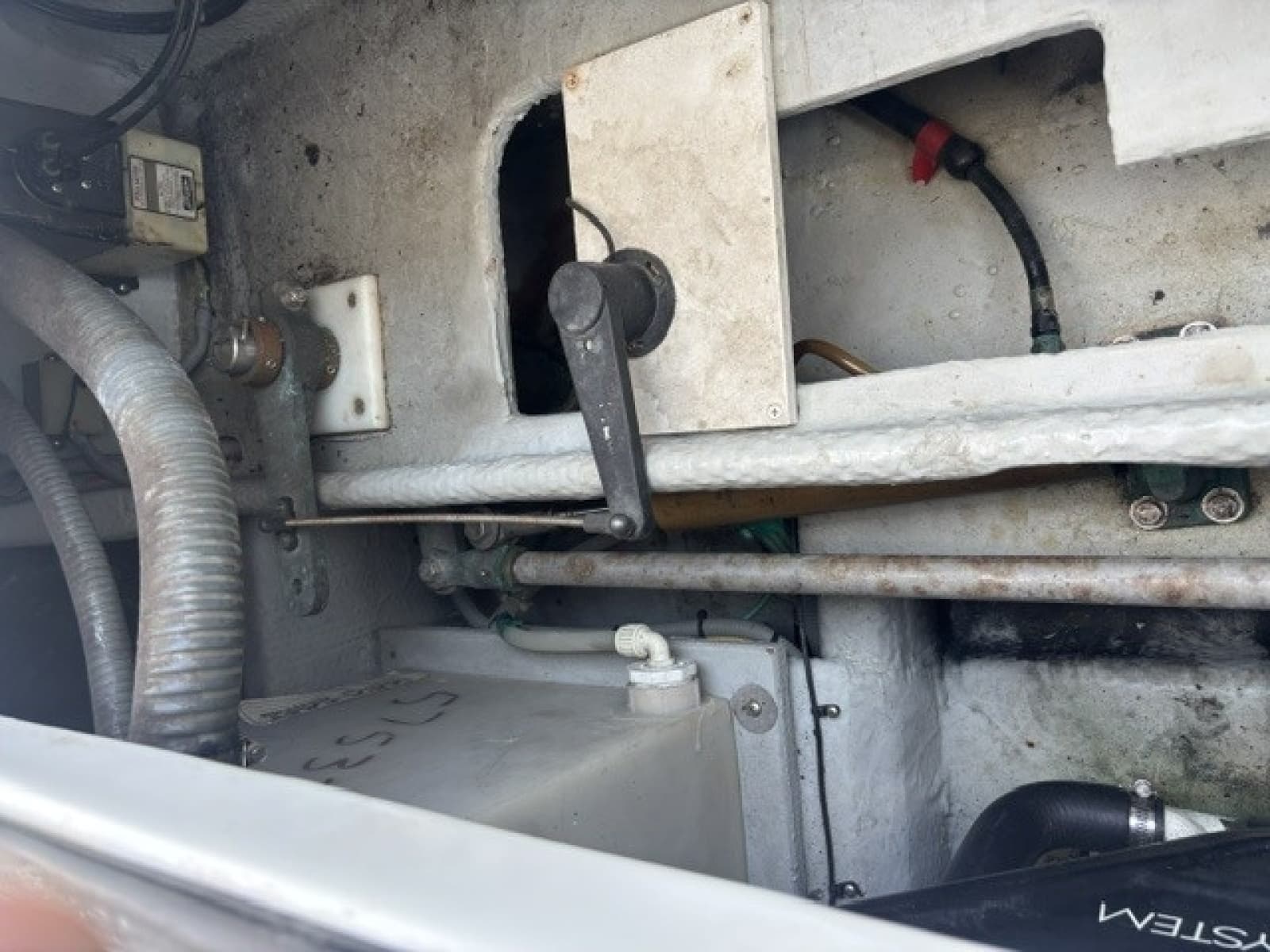 2001 Mainship 390 - Photo 79