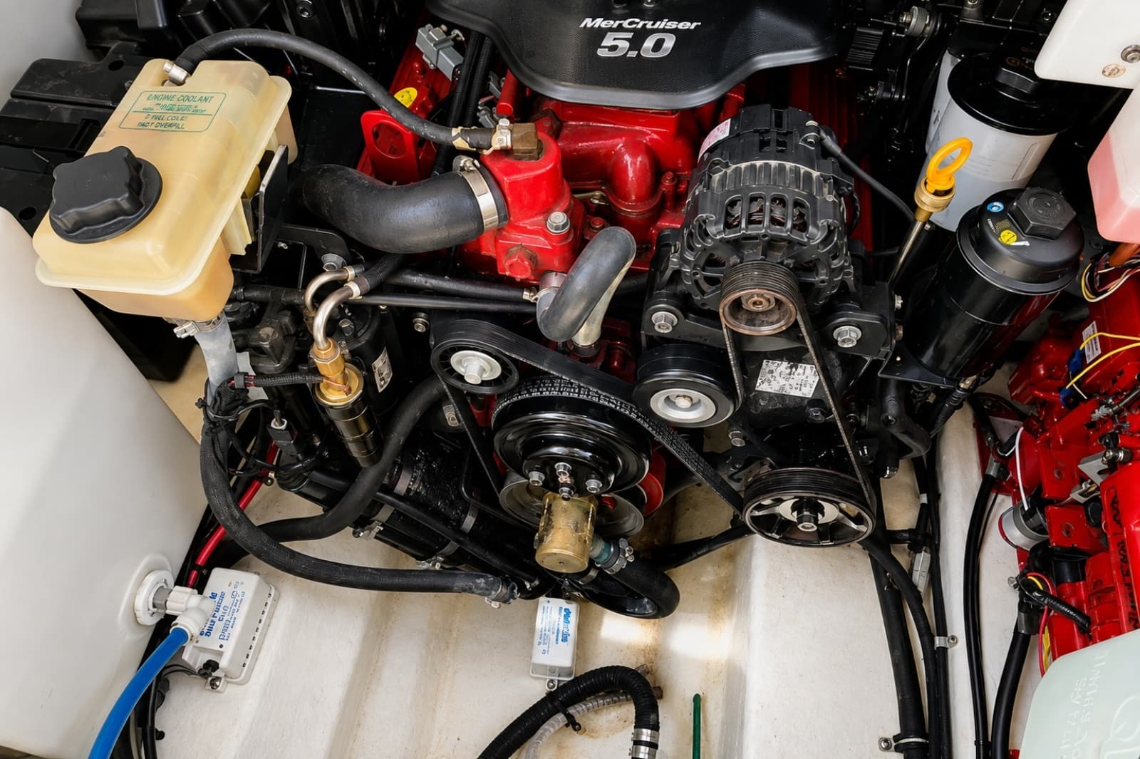 2010 Larson Cabrio 274 - Photo 16