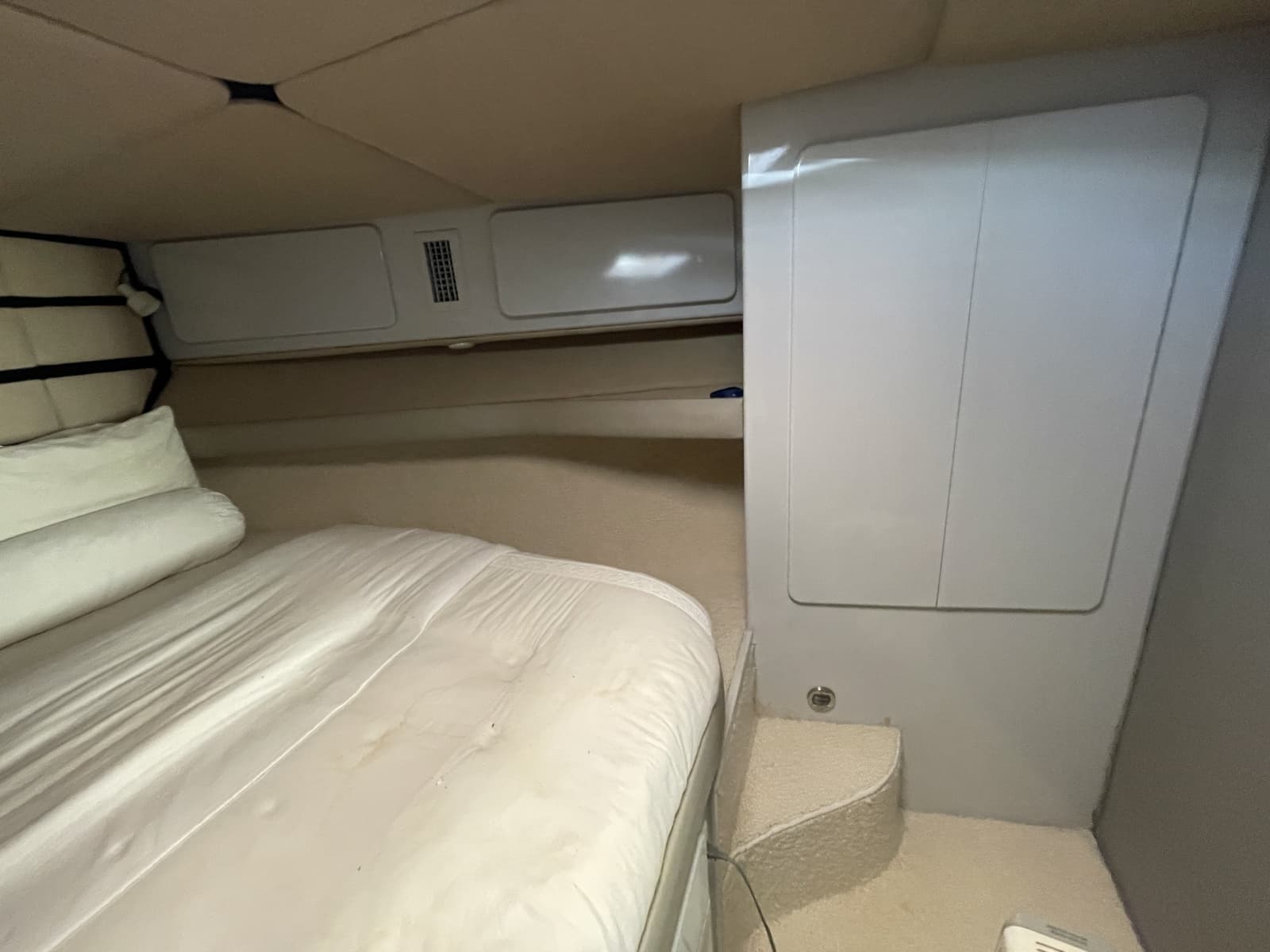 1990 Southern Cross 52 - Photo 23