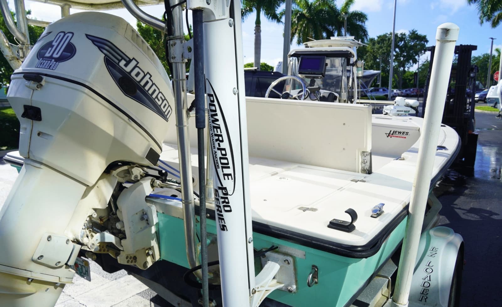 2001 Hewes Redfisher - Photo 10