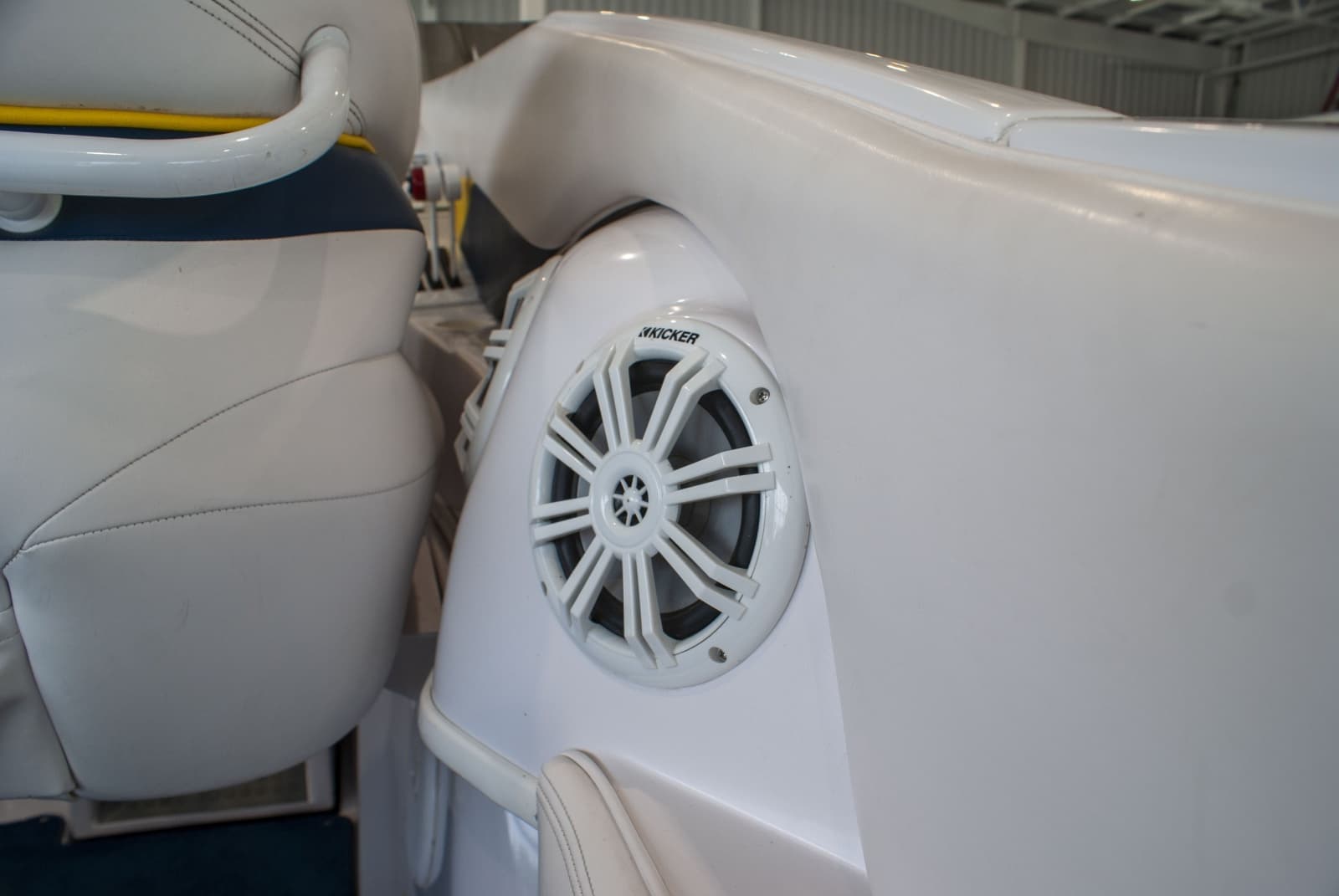 2004 Donzi 38 ZX - Photo 29