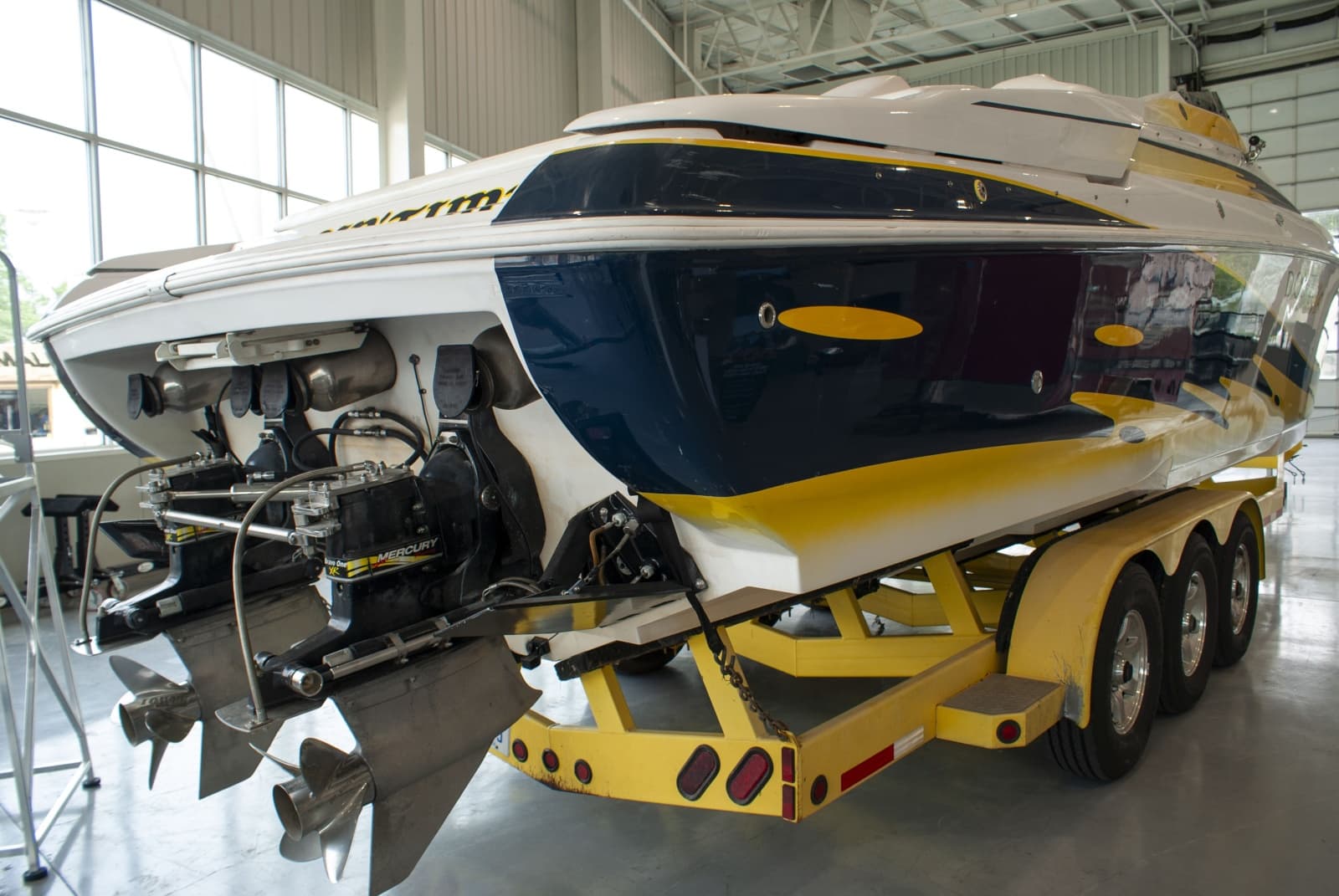 2004 Donzi 38 ZX - Photo 30