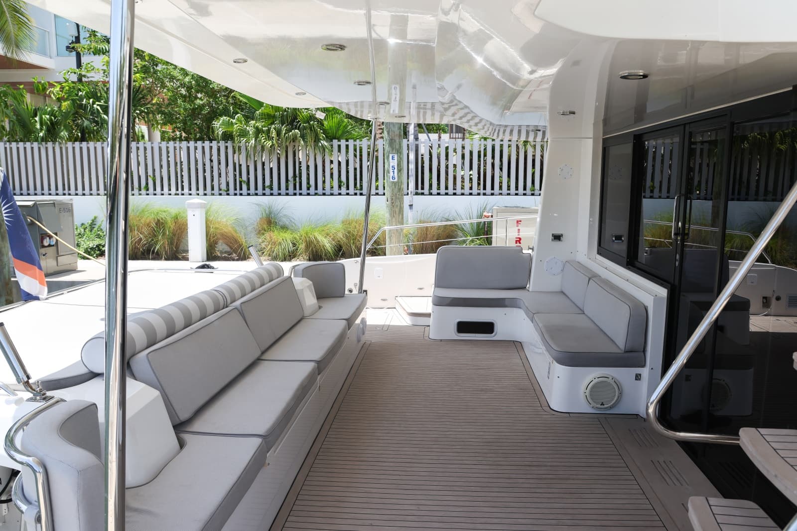 2019 Silent-Yachts  - Photo 8