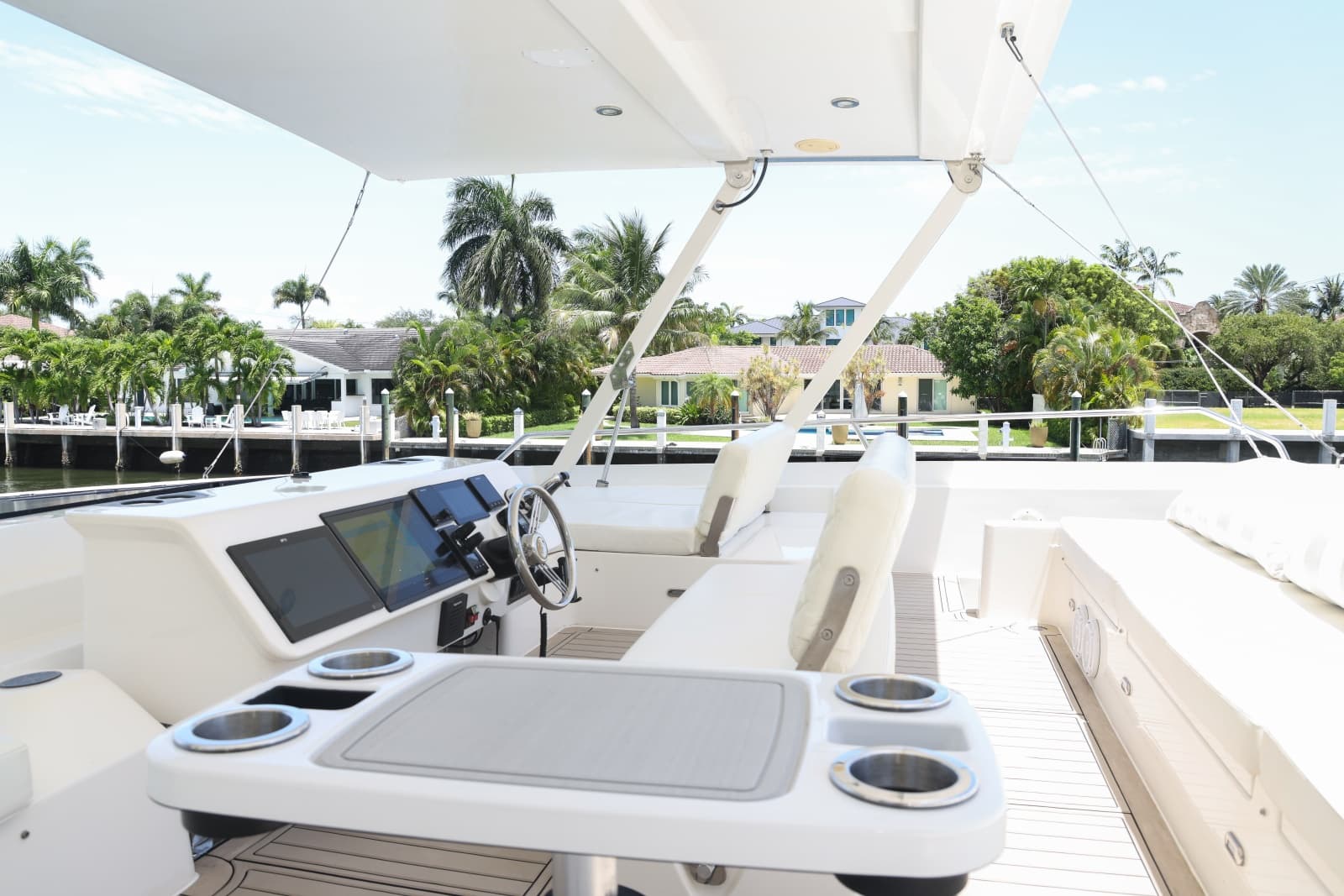 2019 Silent-Yachts  - Photo 11