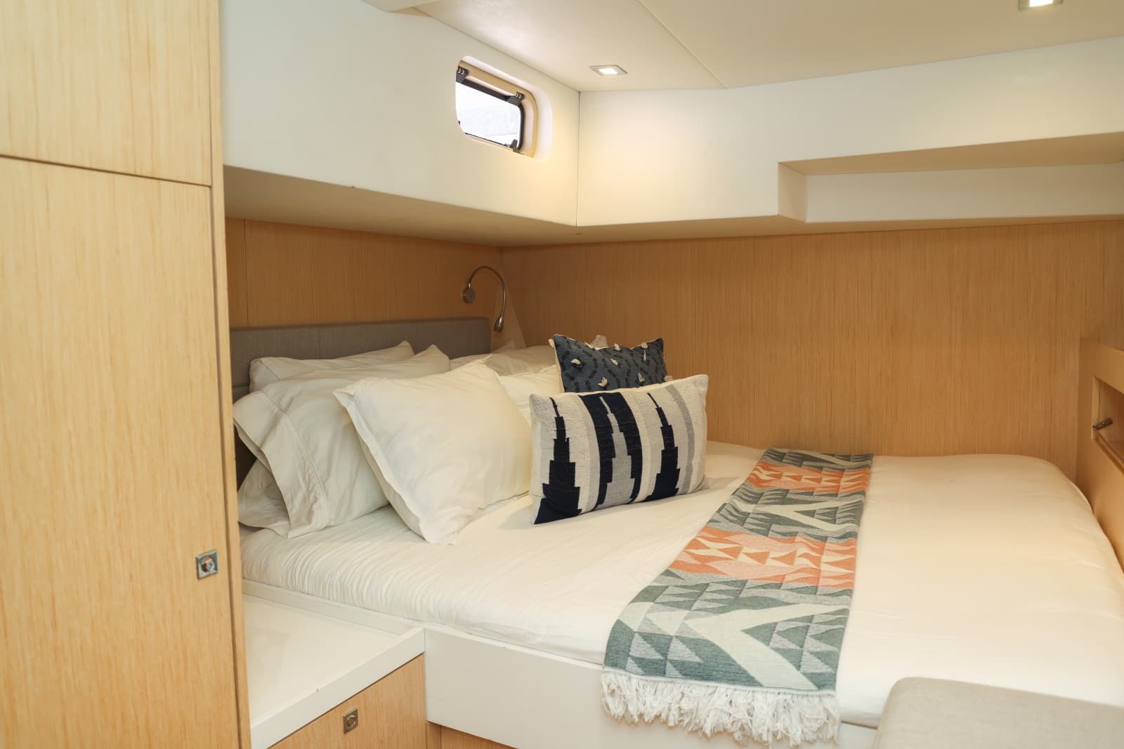 2019 Silent-Yachts  - Photo 39