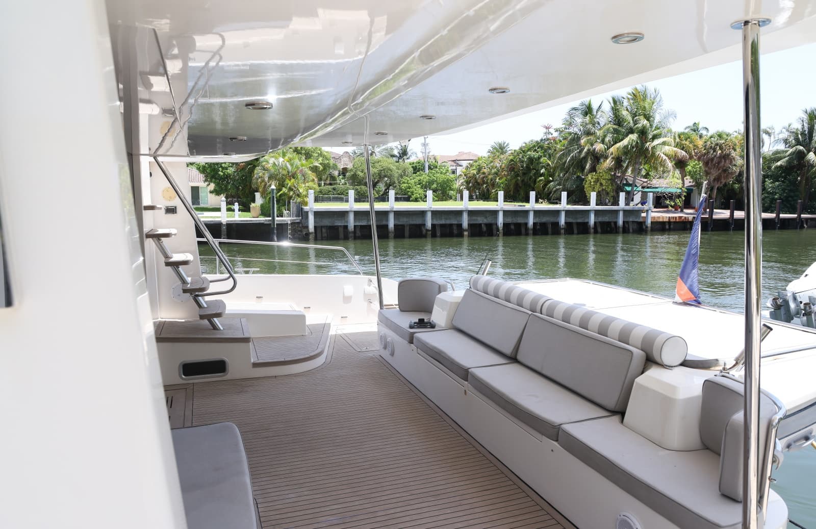 2019 Silent-Yachts  - Photo 5