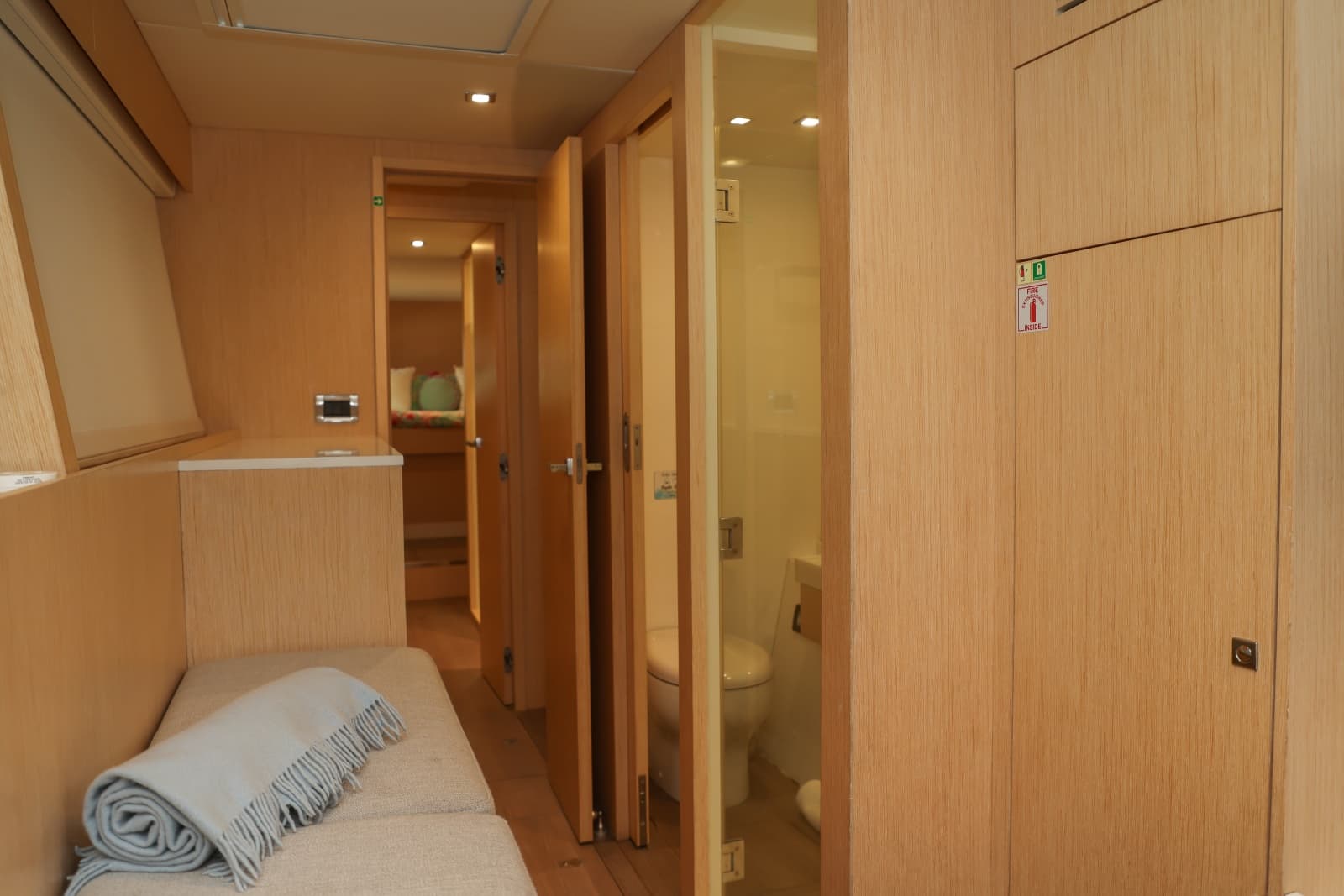 2019 Silent-Yachts  - Photo 40