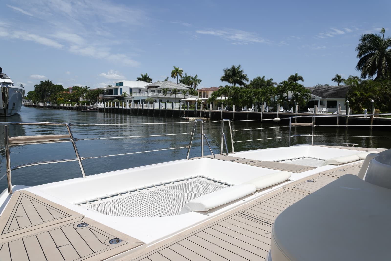 2019 Silent-Yachts  - Photo 3