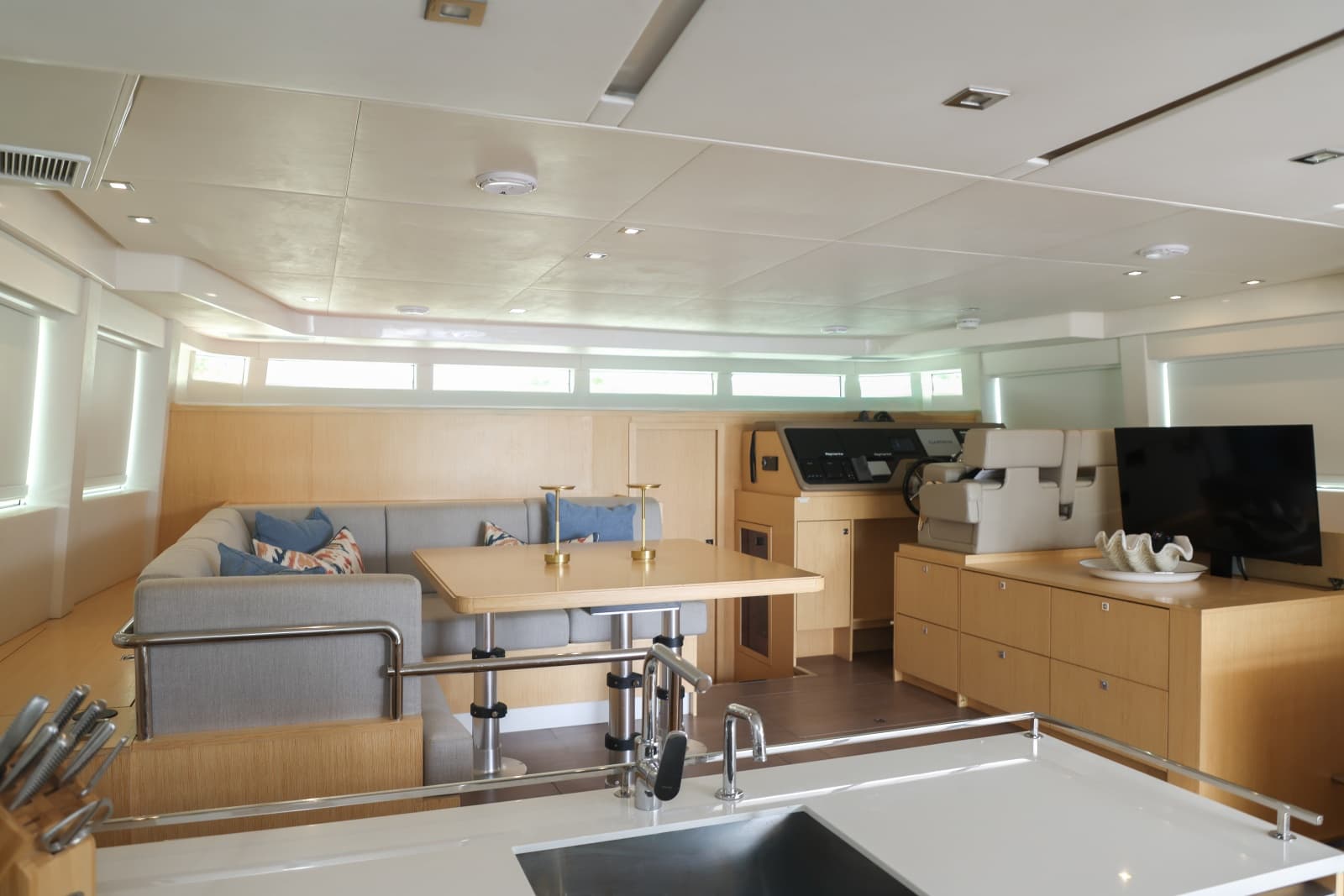 2019 Silent-Yachts  - Photo 36