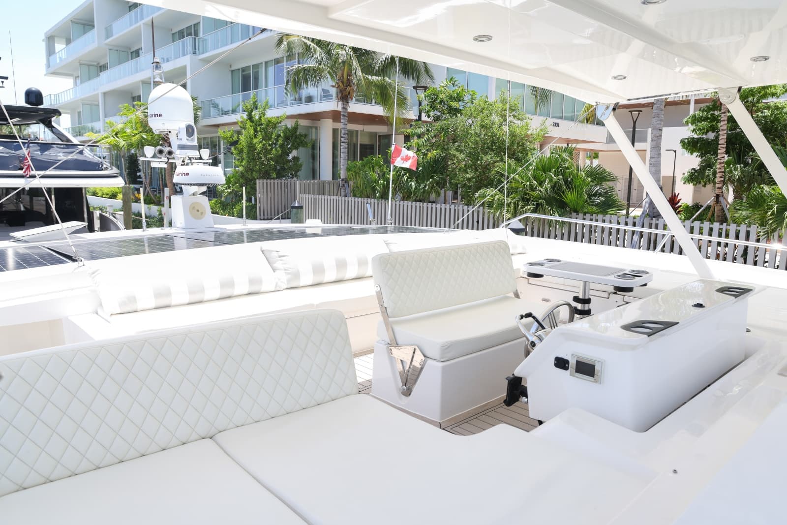 2019 Silent-Yachts  - Photo 13