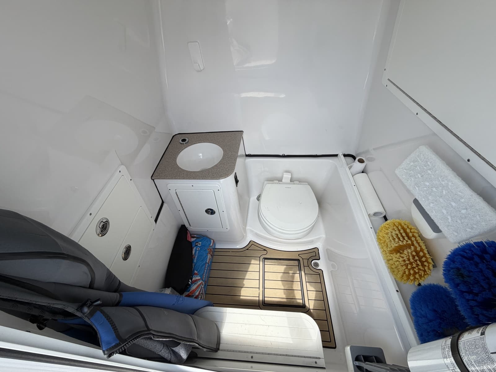 2018 Sportsman Open 312 Center Console - Photo 35